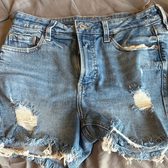 Old Navy Frayed Blue Jean Shorts - Picture 1 of 7